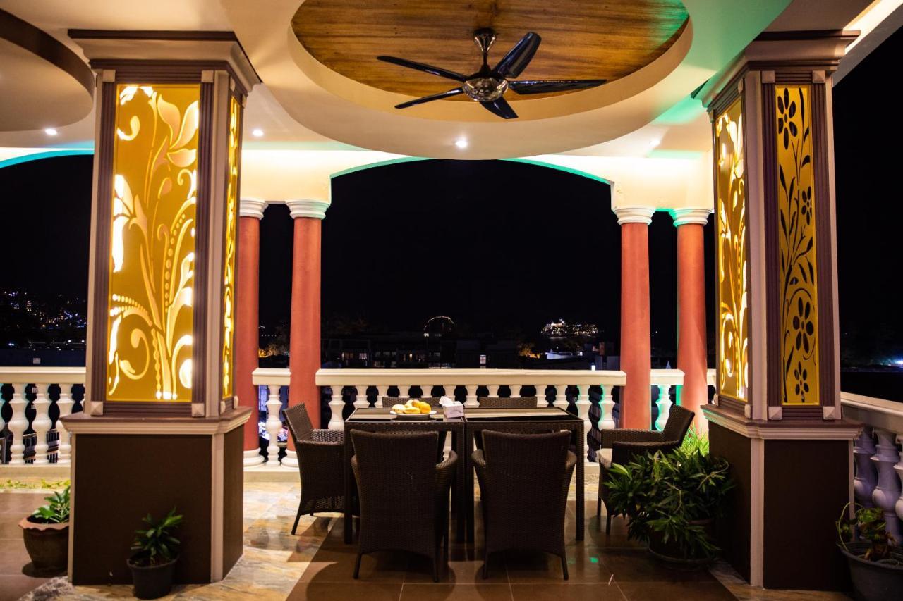 Bab Alhara Hotel Patong Bagian luar foto