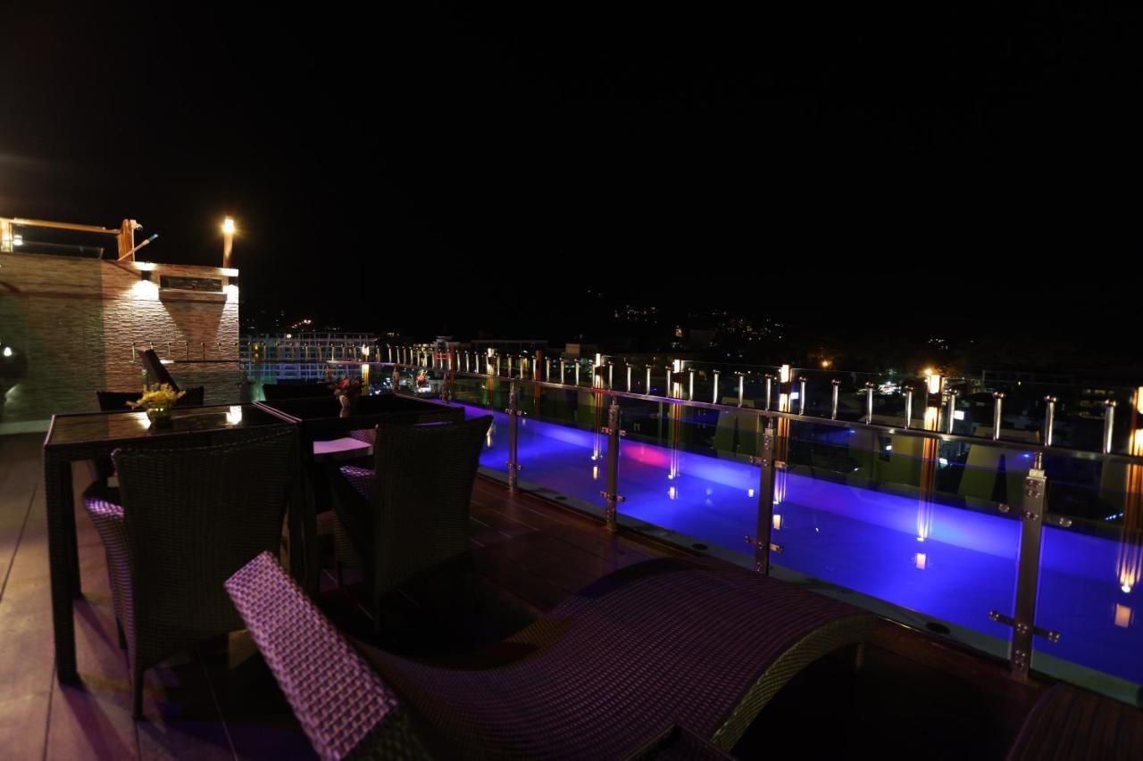 Bab Alhara Hotel Patong Bagian luar foto
