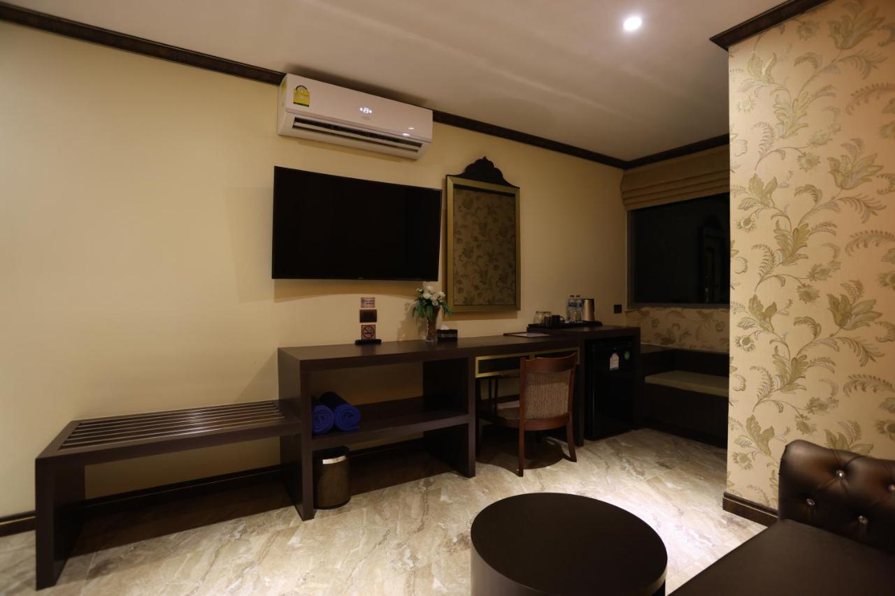Bab Alhara Hotel Patong Bagian luar foto