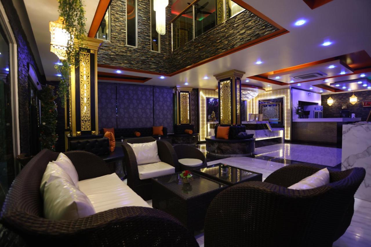 Bab Alhara Hotel Patong Bagian luar foto