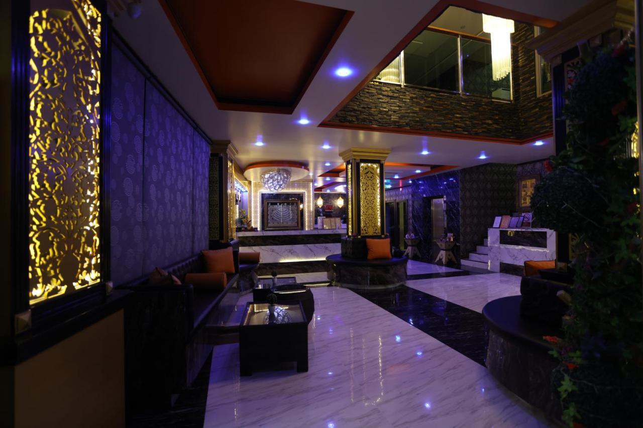 Bab Alhara Hotel Patong Bagian luar foto